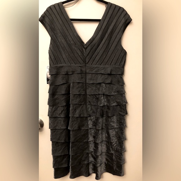 NWT Cocktail Dress - Picture 3 of 5